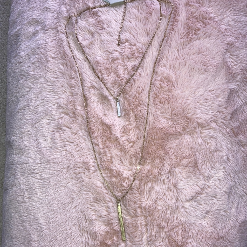 Neckace